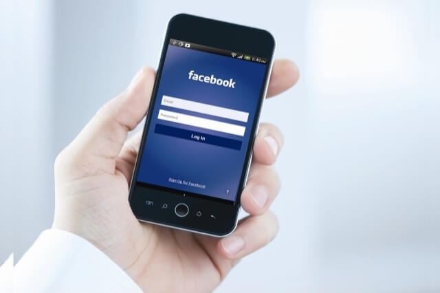 Facebook Sahte Haberlerle Savaşmaya Hazır! Facebook Sahte Haberlerle Savaşmaya Hazır! 640 facebook mobile